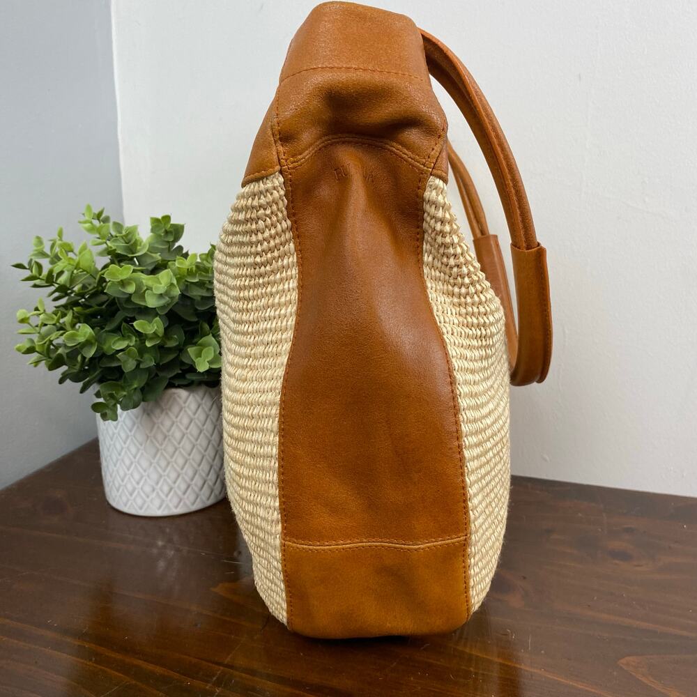 Furla Straw and Cognac Leather Slouchy Hobo Shoulder Bag Tote Bohemian Chic - Picture 3 of 14